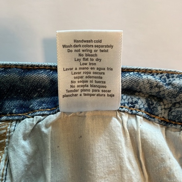 Judy Blue Cut Off High Rise Shorts Size 1XL - Picture 11 of 16